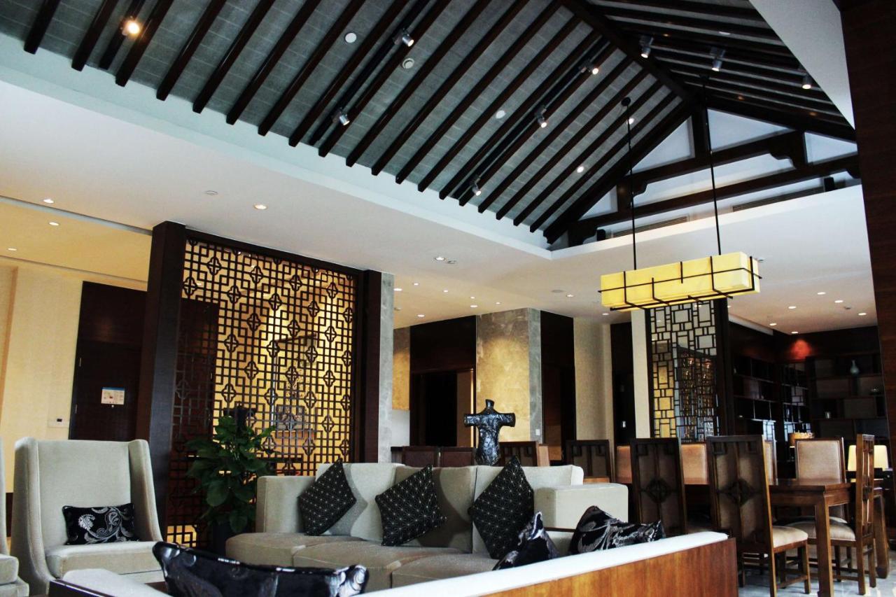 Radisson Blu Resort Wetland Park Wuxi  Bagian luar foto
