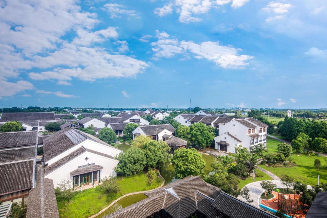 Radisson Blu Resort Wetland Park Wuxi  Bagian luar foto