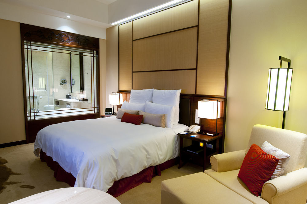 Radisson Blu Resort Wetland Park Wuxi  Bagian luar foto